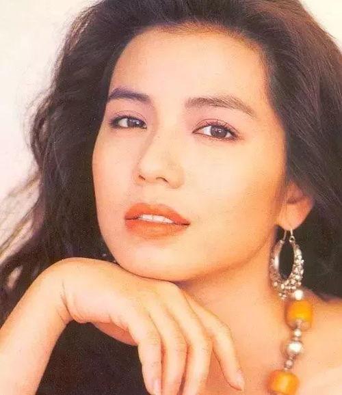 香港最红的女明星,揭秘香港最红女明星的辉煌人生