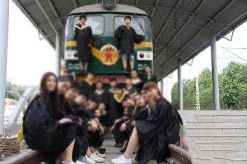 石家庄铁道吃瓜,吃瓜群众眼中的校园风云录