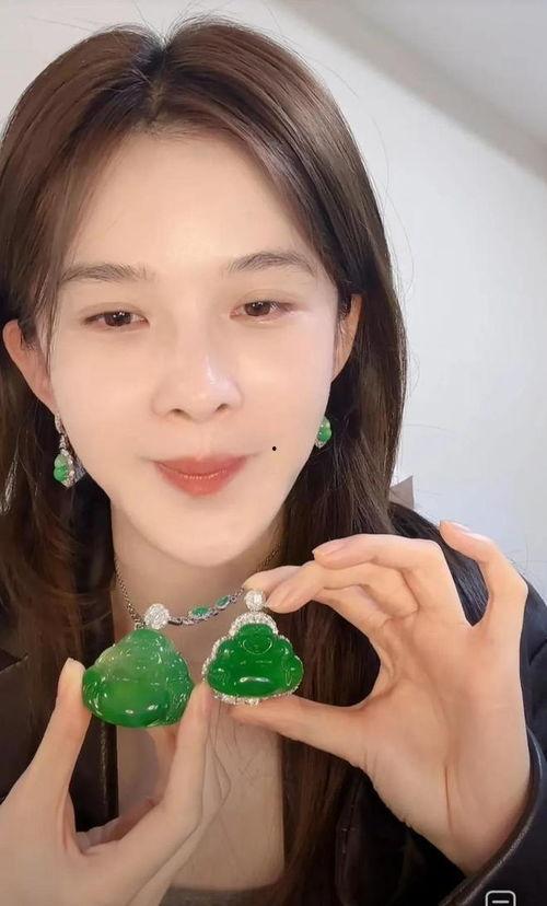 明星带翡翠照片,明星们的璀璨佩戴瞬间