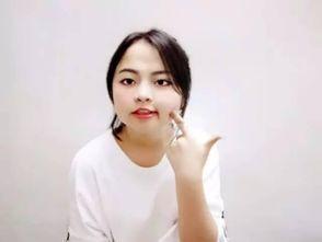 重庆小网红婷婷,从街头小吃到网络红人的逆袭之路