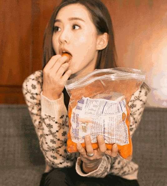 明星自带食物吗,揭秘自带食物的神秘面纱